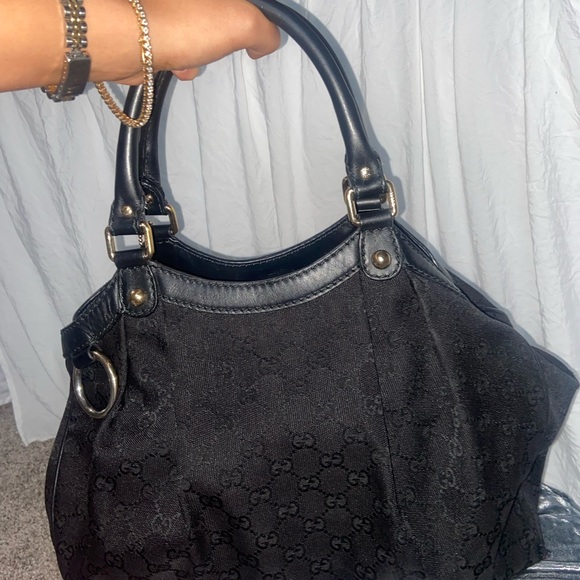 Black Gucci bag - Picture 4 of 7